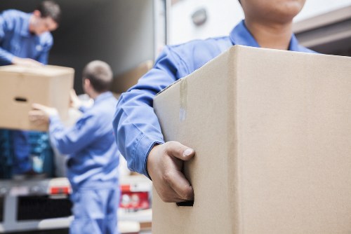 Final resolution stage of a storage complaints procedure