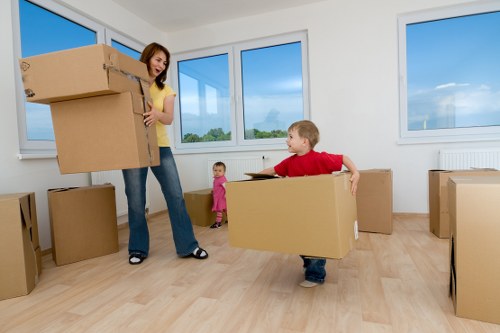 Choosing the right Enfieldtown storage unit for personal belongings